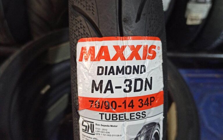 Review Ban Maxxis Diamond