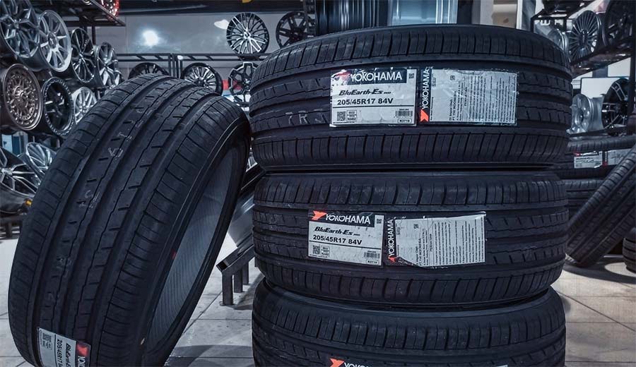 Perbedaan Kualitas ban Yokohama vs Bridgestone — Halohonda