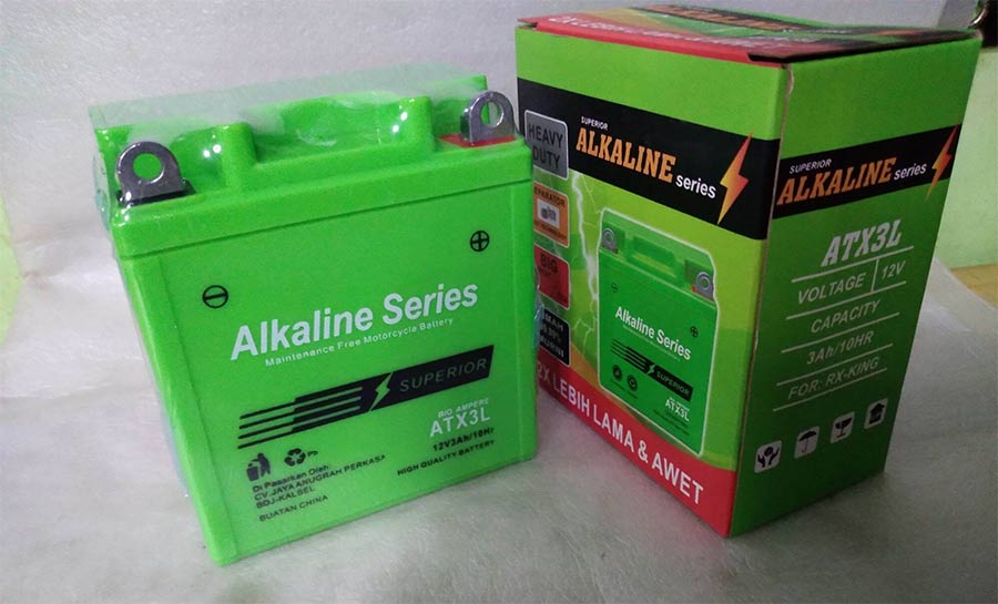 Kelebihan dan kekurangan aki Alkaline untuk motor — Halohonda
