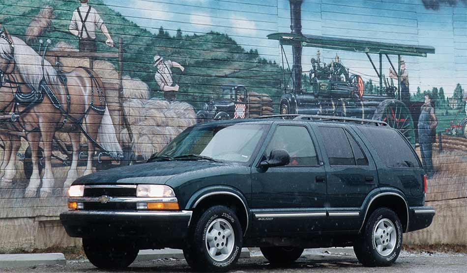 Perbedaan Chevrolet Blazer dan Opel Blazer