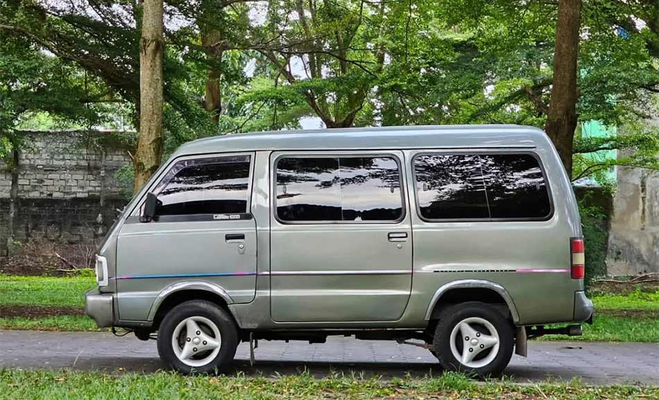 Spesifikasi Suzuki Carry Futura 1.3 Microbus 1995