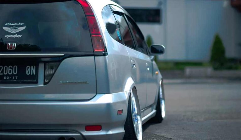 Kelebihan dan kekurangan Honda Stream