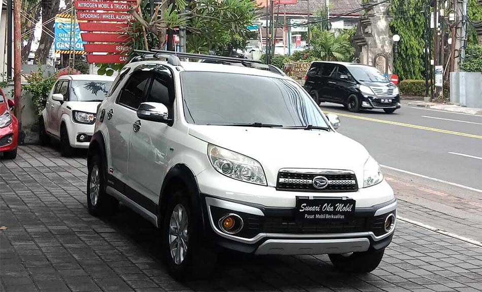 Perbedaan Terios TX dan TX Adventure